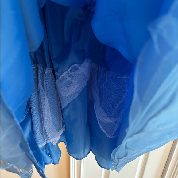 Beautiful Princess Dress - Kids size Medium, Blue tulle Rhinestones Snow White - Picture 13 of 16